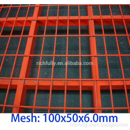 4square tube posts Tire Stacking Rack with mesh board